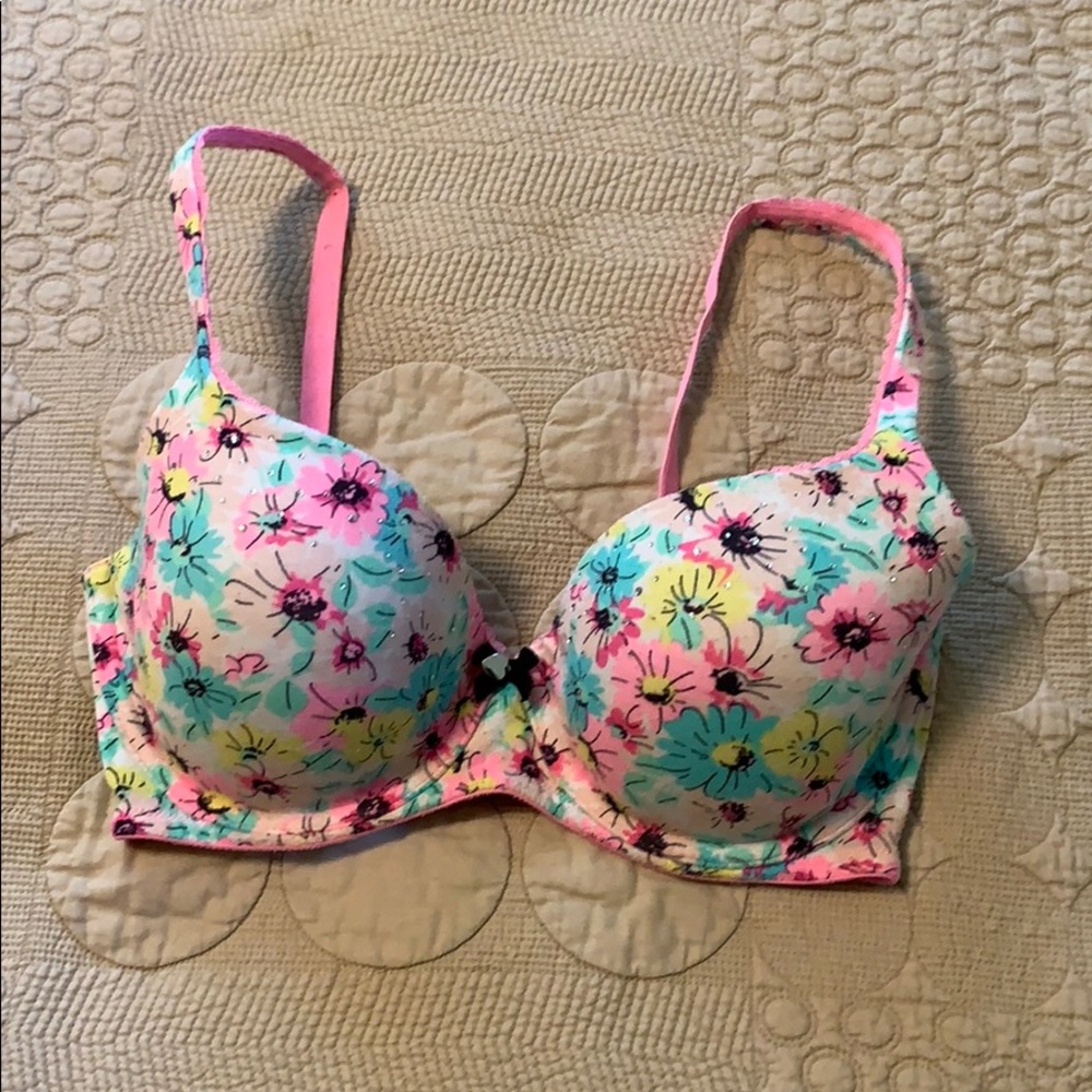 Victoria’s Secret Bra.